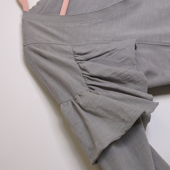 Nation LTD Gray Long Sleeve Ruffle Tee - Picture 9 of 12